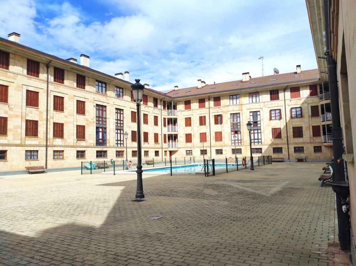 Apartamento Parque Europa 仕格莱 外观 照片